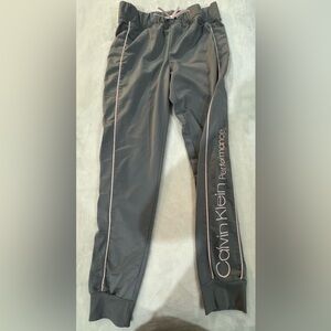 Calvin Klein performance girls athletic pants w/logo, L 12/14